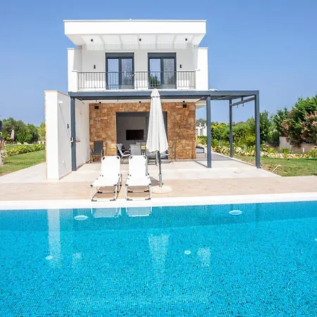 Alfie Luxury Villa With Private Pool Pefkochori Exterior photo