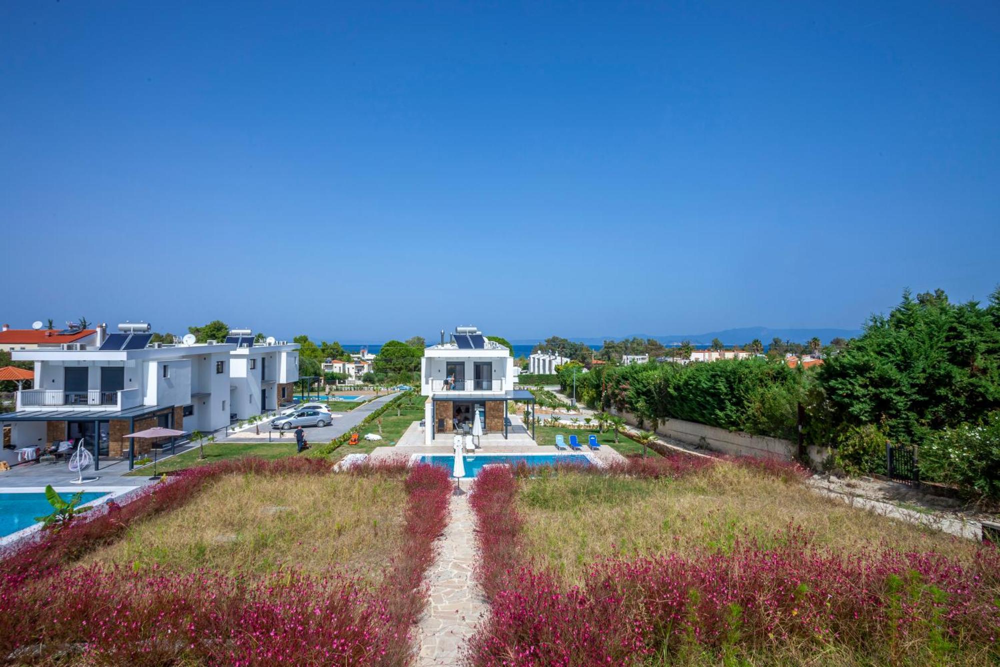 Alfie Luxury With Private Pool Pefkochori